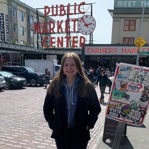 Meet your Posher, Brenna